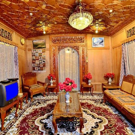 فندق Umbrella Group Of House Boat Srīnagar المظهر الخارجي الصورة